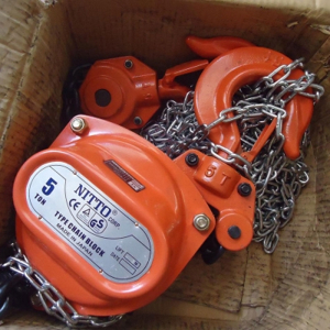 Pa lăng xích kéo tay nitto 5 tấn 3 mét