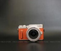 PANASONIC LUMIX DC-GF10 + LENS G VARIO 12-32MM F/3.5-5.6 ASPH MEGA O.I.S