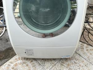 Máy giặt National 9 kg NA-VR1000