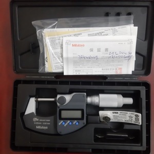 Panme điện tử đo ngoài Mitutoyo 293-244-30