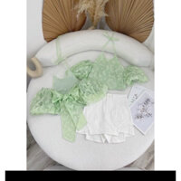 Pass áo hở lưng bánh bèo