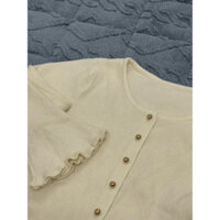 [Pass] Áo len kiểu cadigan cổ tròn cúc hạt tay xoè màu kem