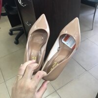 Pass giày cao gót