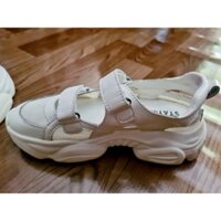 Pass giày sandal trắng đế cao Stay Town