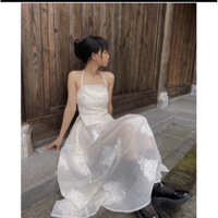 [PASS] Set áo 2 dây + chân váy thêu hoa nổi