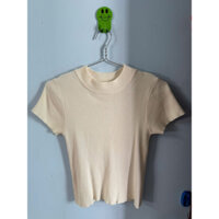 Pass set áo len MIỀU màu be + chân váy trắng size S brand MIỀU (mua 550k mặc 1 lần )