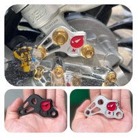 Pat hạ phuộc cho Vespa kiểu Maru 2023 nhôm CNC siêu chất