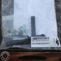 Pát thùng giữa givi xe smash revo/ sirius