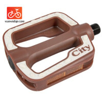 Pedal bàn đạp xe đạp đường phố Giant Momentum Ineed Latte