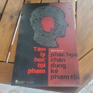 Phác hoạ chân dung - Phan Quang