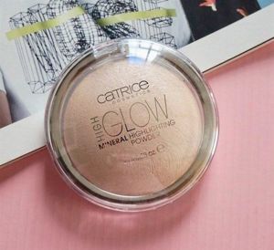 Phấn bắt sáng Catrice High Glow Mineral Highlighting Powder 8g