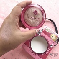 PHẤN BẮT SÁNG FLASH ME BAKED LIGHTING POWDER CATHY DOLL KARMART