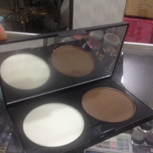 Phấn tạo khối 2 light Maycheer