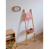 (Phiên bản mới) Thang Gỗ Dựa Tường Decor Vắt Khăn Nhà Tắm Có Thêm Móc Treo 2 Bên, Có Đợt Gỗ Để Chậu Cây, Giỏ Đựng Đồ