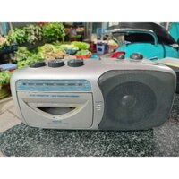 Philips AQ4150 Cassette Recorder Radio FM/MW/SW1/2 còn rất đẹp 😍. (Mặt trước cửa hộc băng bị mất miếng Mica như hình)
