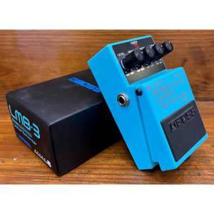 Phơ guitar Boss LMB-3