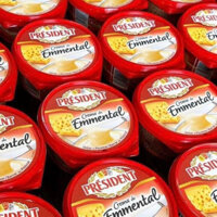 Phô mai kem hãng President hộp 125gr và Bánh ăn kèm