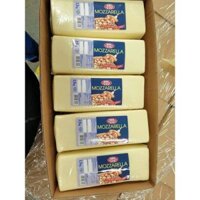 Phô mai kéo sợi mozzarella nhập khẩu Balan, đặc tính thơm béo, kéo sợi rất tốt làm pizza phô mai que