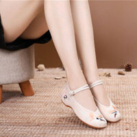 Phong Cách Dân Tộc Ngàn Giày Thêu Nữ Cổ Siêu Bên Trong Tăng Chiều Cao Hanfu] Giày Vải Bắc Kinh Cũ [Giày Trình Diễn Nhìn Lại Giày Khách 8 Vuông Dance Nữ Đơn