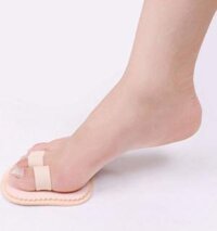 Phụ kiện giầy bảo vệ chân tặng Sticker 2D Jibbitz trang trí giầy dép, ba lô Giao mẫu ngẫu nhiên - Lót êm chân xỏ ngón PKG38 - Da
