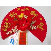 Phụ kiện trang trí Tết, Set phụ kiện Quạt giấy nhung đỏ chữ kim tuyến mành tre thư pháp hoa mộc lan TẶNG ĐÈN LED