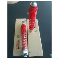 Phuộc sau Sirius đỏ Yamaha .