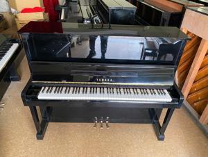 Đàn Piano Yamaha U10BL