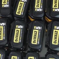 Pin Dewalt + sạc adapter ( ghép mạch sac )