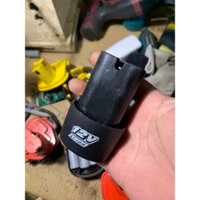 Pin đóng tam giác dung lượng 2,5a xả 20a bảo hành 3 tháng