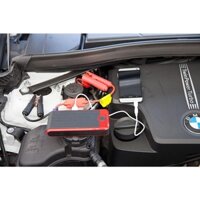 Pin sạc dự phòng kiêm thiết bị kích bình xe hơi Mini Jump Starter
