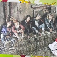 Poster off BTS và Mamamoo