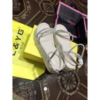 prada hồng nude