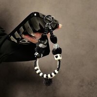 [Pydm] Dây chuyền điện thoại bóng lông thú sáng tạo độc đáo Dây đeo cổ tay đính cườm màu đen trắng Dây đeo cổ tay cầm tay ngắn Vỏ điện thoại Hộp đựng móc khóa quyến rũ Mặt dây chuyền