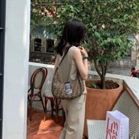 Q7FY FENDI bag women's bag new advanced hot girl armpit bag Crescent bag medieval bag vintage retro