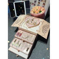 (Quà 8-3) Bộ trang điểm Meiyu hồng 14 món có nước hoa, 4 son môi, phấn nước, phấn mắt, 3 cây cọ, gương trang điểm led