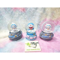 Quả cầu tuyết doremon size to QCTT1a có đèn hoặc có nhạc để bàn cute dễ thương