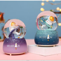 Quả cầu tuyết phi hành gia size to QCTT6a astronaut có đèn để bàn cute dễ thương