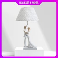 [Quà Cưới Ý Nghĩa] Đèn ngủ decor phòng tân hôn tượng cô dâu chú rể chụp hoa hồng 3D - Đèn LED trang trí cao cấp