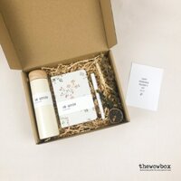 [Quà tặng mẹ/ cô giáo] THE OFFICE BOX – Bình giữ nhiệt, sổ bìa vải hoa, bút ký (bút mực nước)