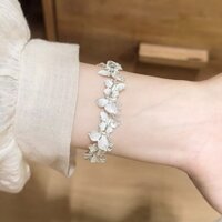 Quà tặng vòng tay bướm đôi màu bạc20250330