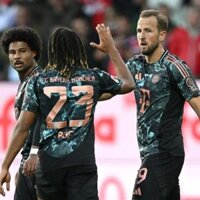 Quần áo Bayern Munich màu xanh đen sân khách 2025