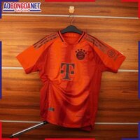 Quần Áo Bóng Đá CLB Bayern Munich Mùa 24-25, Áo Đá Banh Bayern Đỏ Chất Liệu Mè Thái Caro