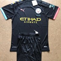 Quần áo bóng đá