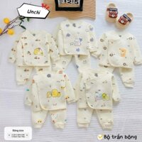 quần áo trẻ sơ sinh