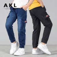 Quần bò bé trai màu đen