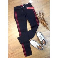 quần jean Guess hàng hiệu xách tay chính hãng , chiếc quần xu hướng mới nhất dược rất được  thế giới ua chuộng nhất ,