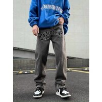 Quần jean nam baggy ống rộng thêu chữ