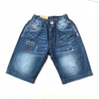 Quần jeans lửng bé trai wash rách.