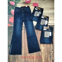 Quần jeans ống loe xẻ tà toa lai