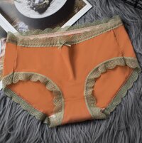 Quần lót lụa băng kháng khuẩn viền ren - Caramen